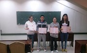 乐动online(中国)召开“贫困生”座谈会